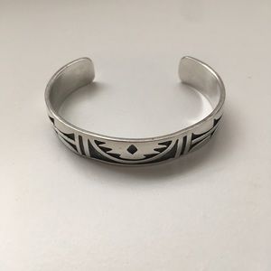 Beautiful Sterling silver New Mexican cuff 💕